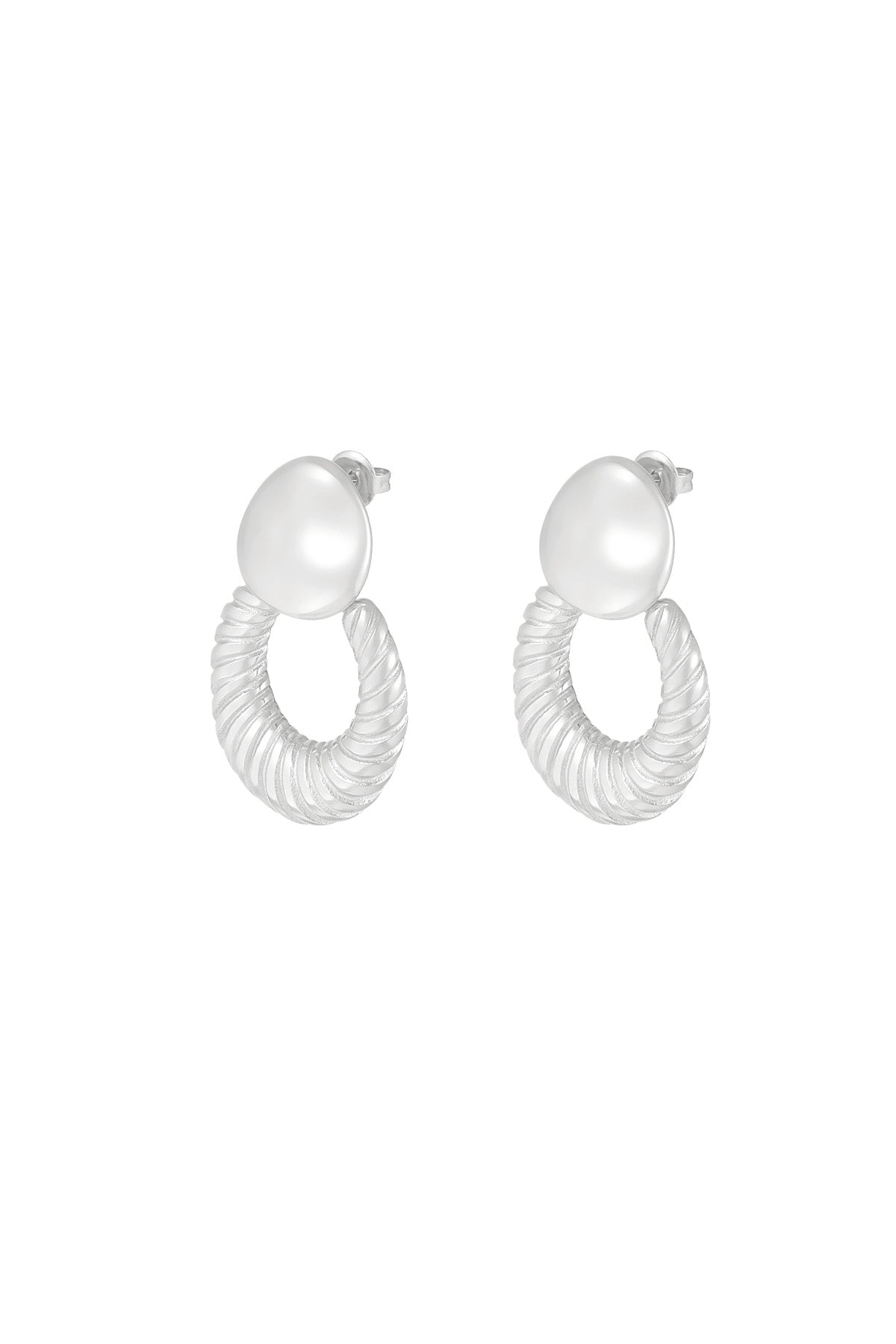 chic elegant earrings
