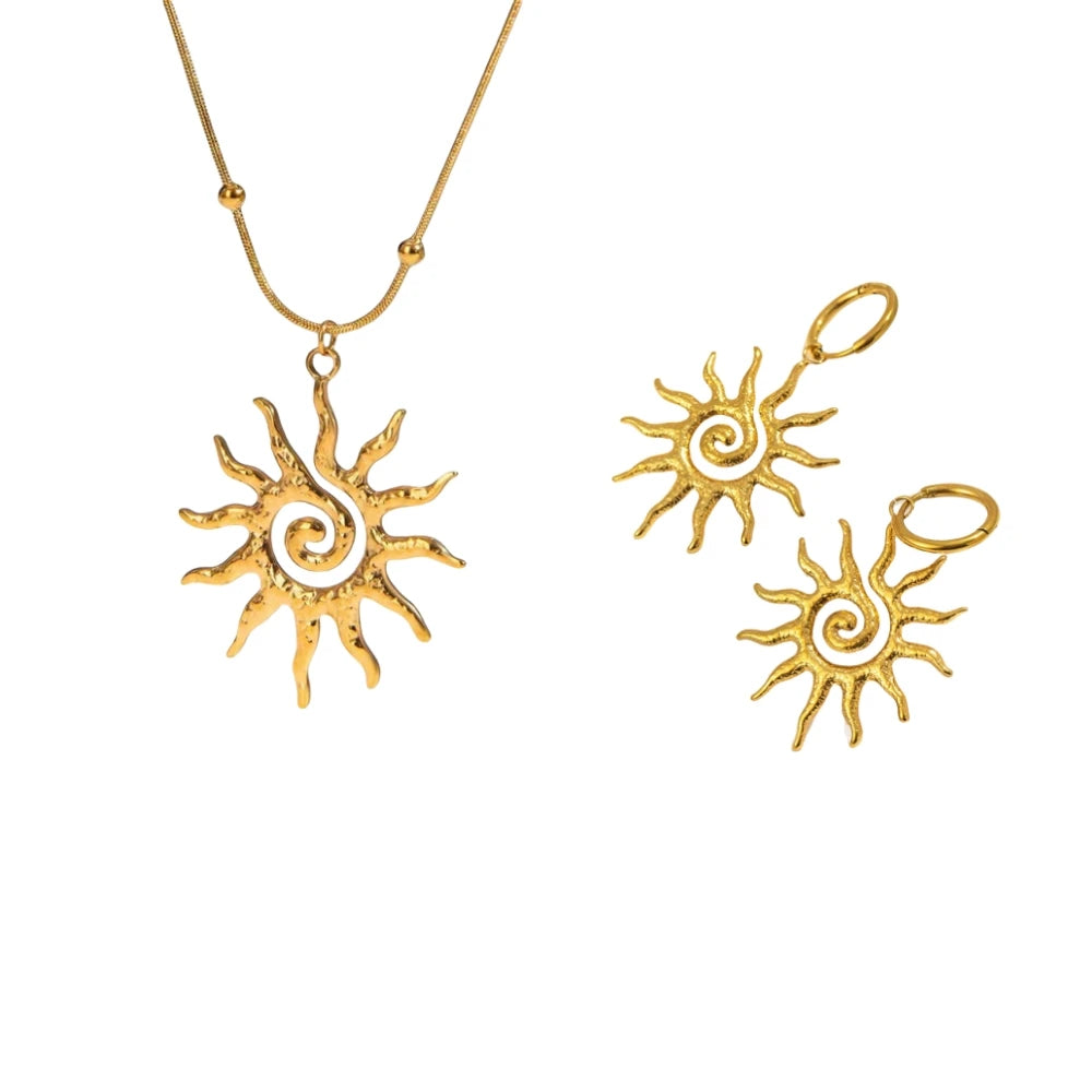 Chic Sun Shaped Pendant Necklace